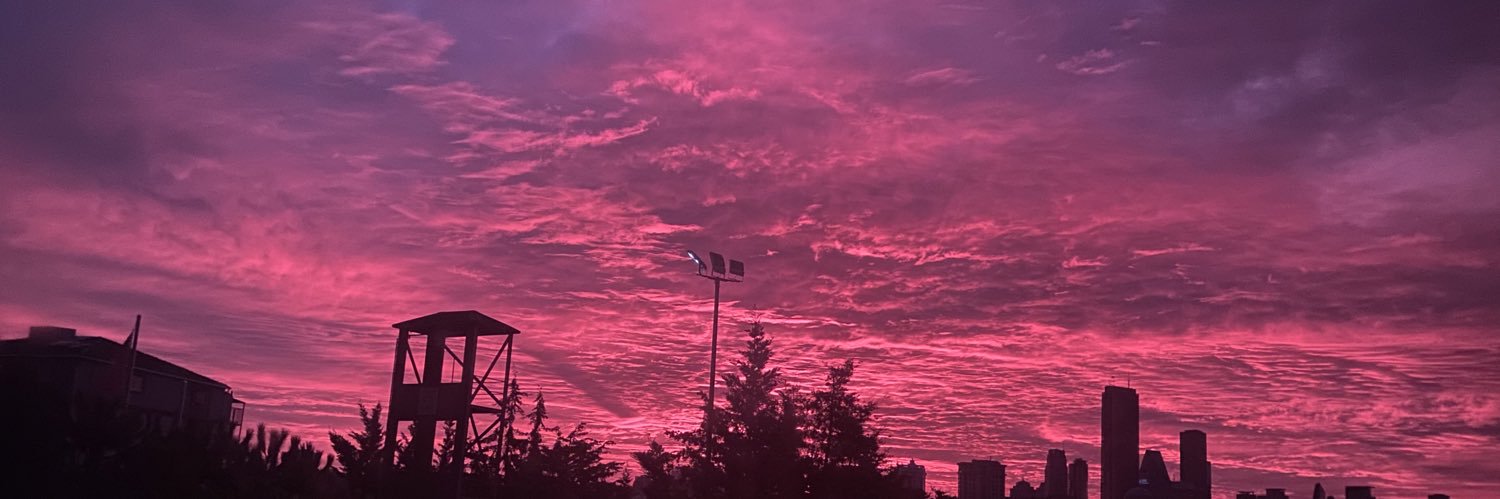 eecebuse's profile banner image