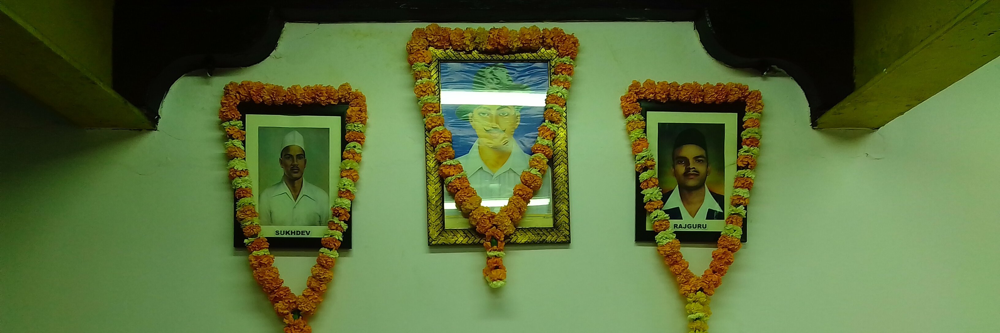 Manish192566's profile banner image