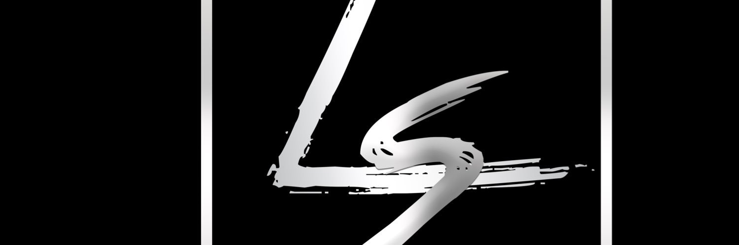 StyleMeLuckie's profile banner image