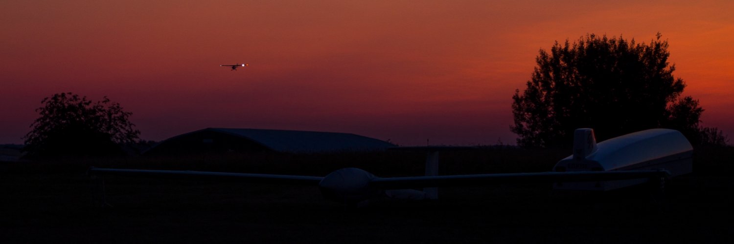 debrief87's profile banner image
