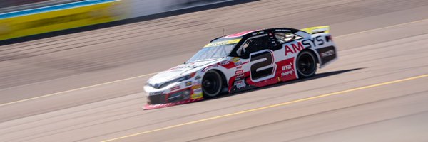 IsabellaRobusto Profile Banner