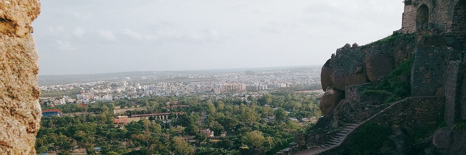 curiousreportr's profile banner image