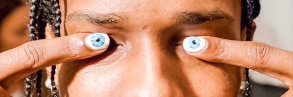leahrat's profile banner image
