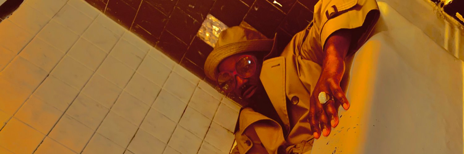CRIZZYMOE's profile banner image
