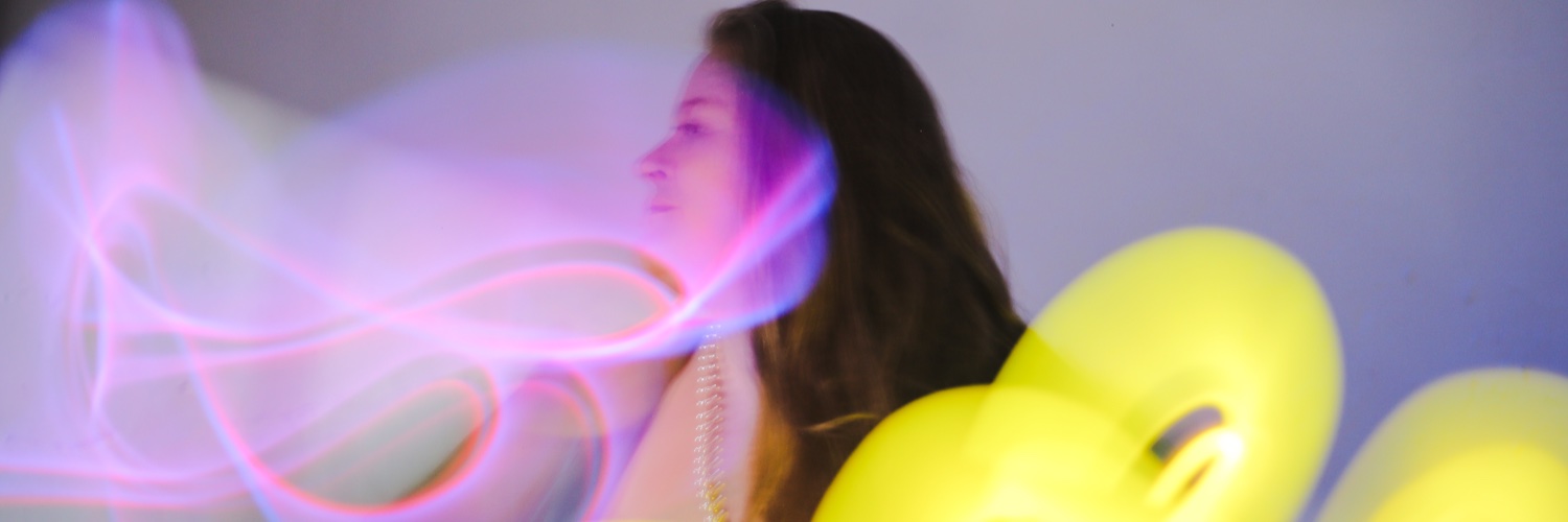 pearlalyon's profile banner image