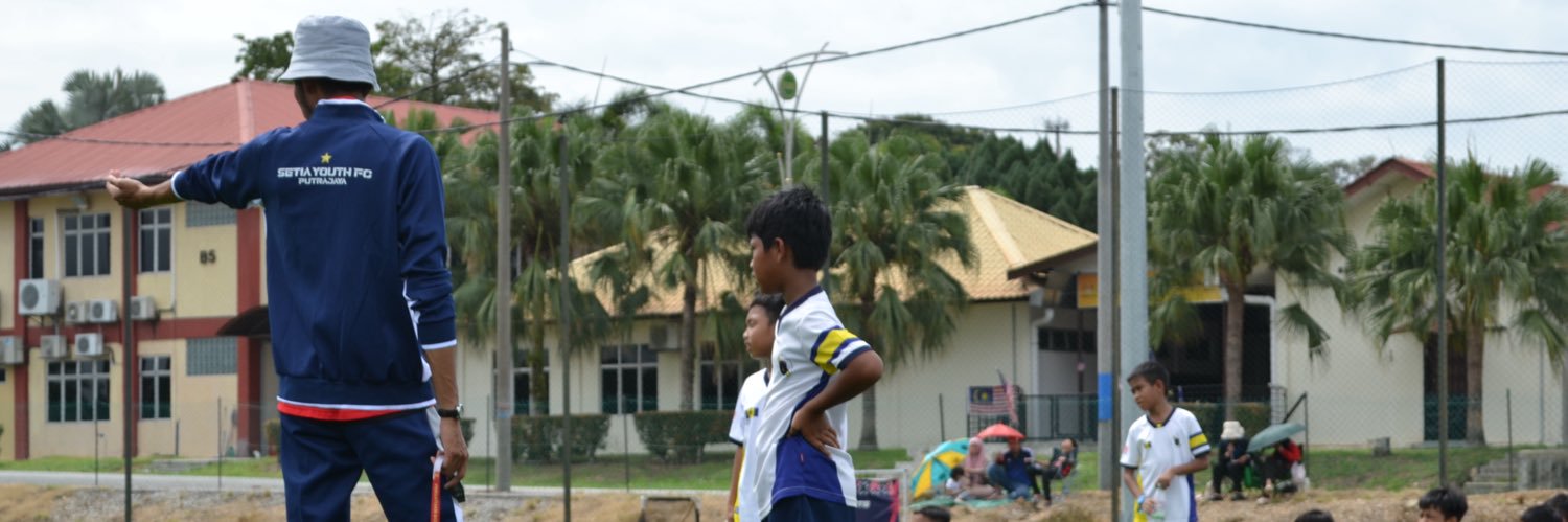 izzatsyazwan99's profile banner image