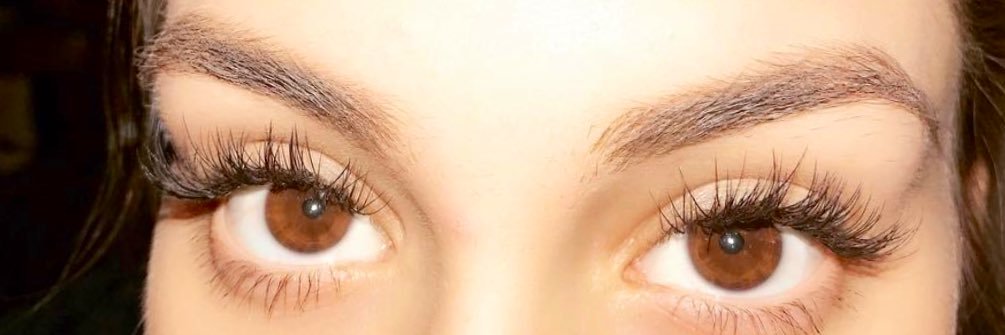 chloeb320's profile banner image