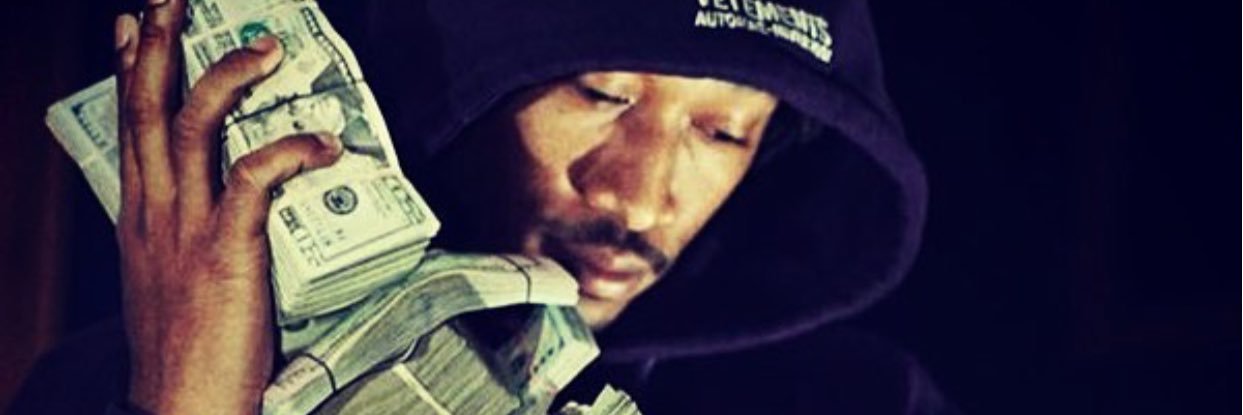 🦅's banner