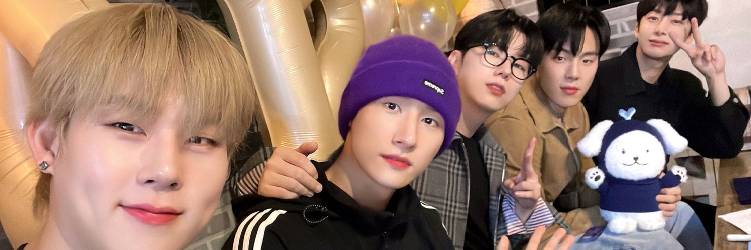 MonbebeXTheB's profile banner image
