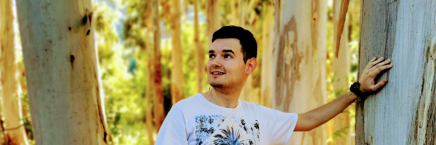 daniduri_'s profile banner image