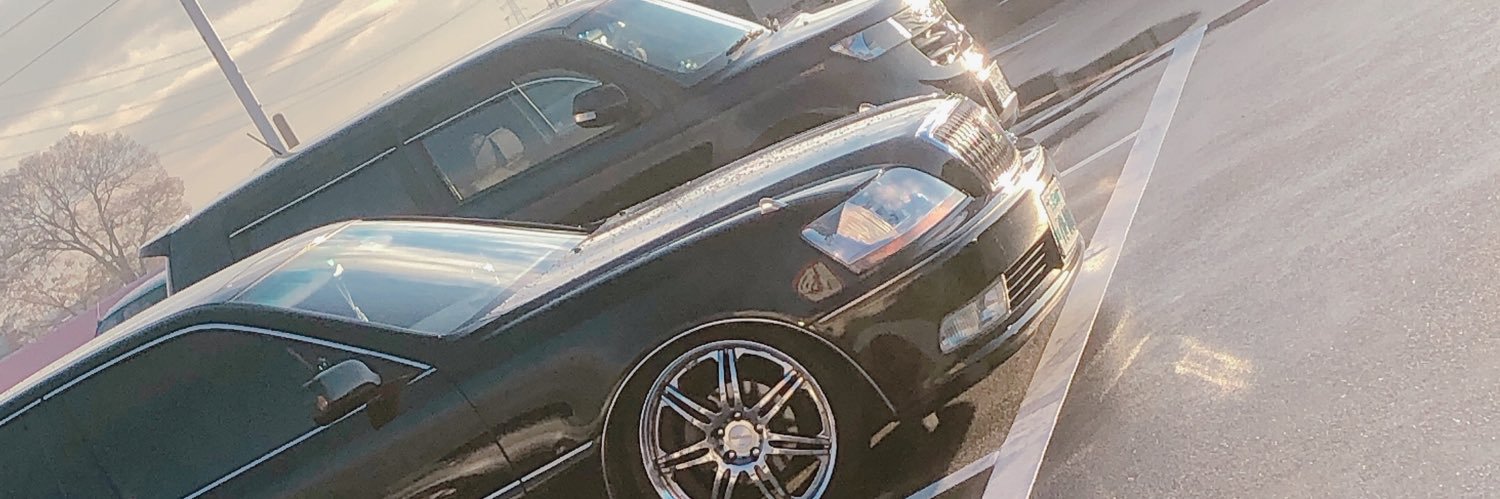 R_R_v's profile banner image