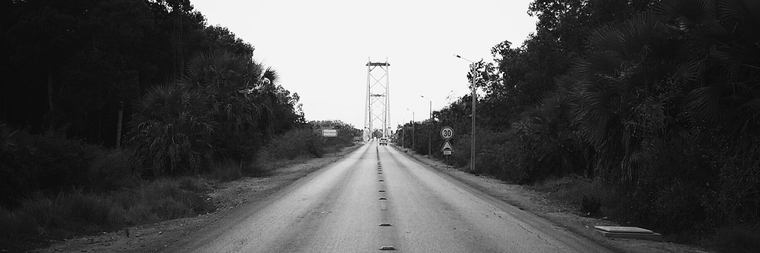 viewsofangola's profile banner image