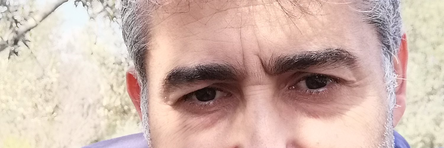hasanbeyen's profile banner image