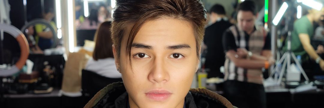 r2TrendsetterPh's profile banner image