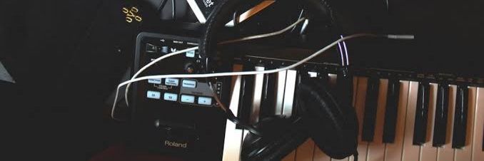 claudiaj25's profile banner image