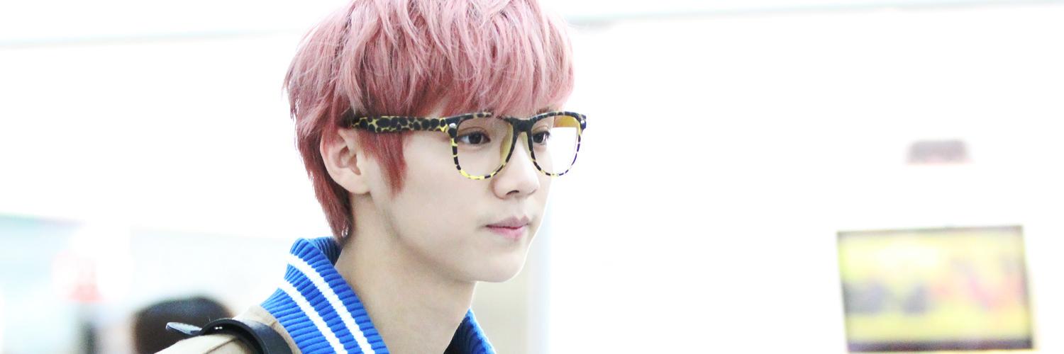 exollprus's profile banner image
