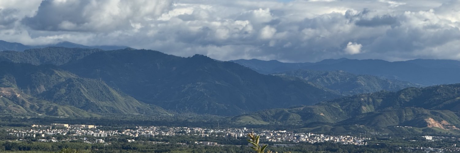 LaMiniMujer's profile banner image