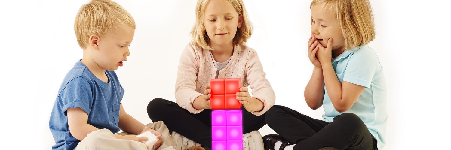 plingtoys's profile banner image