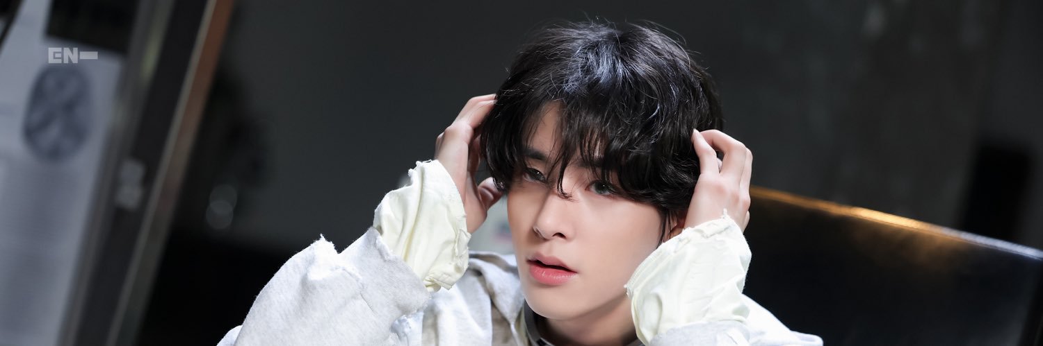 riochannn_'s profile banner image