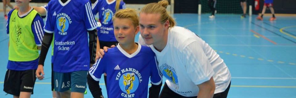 yifcamp's profile banner image