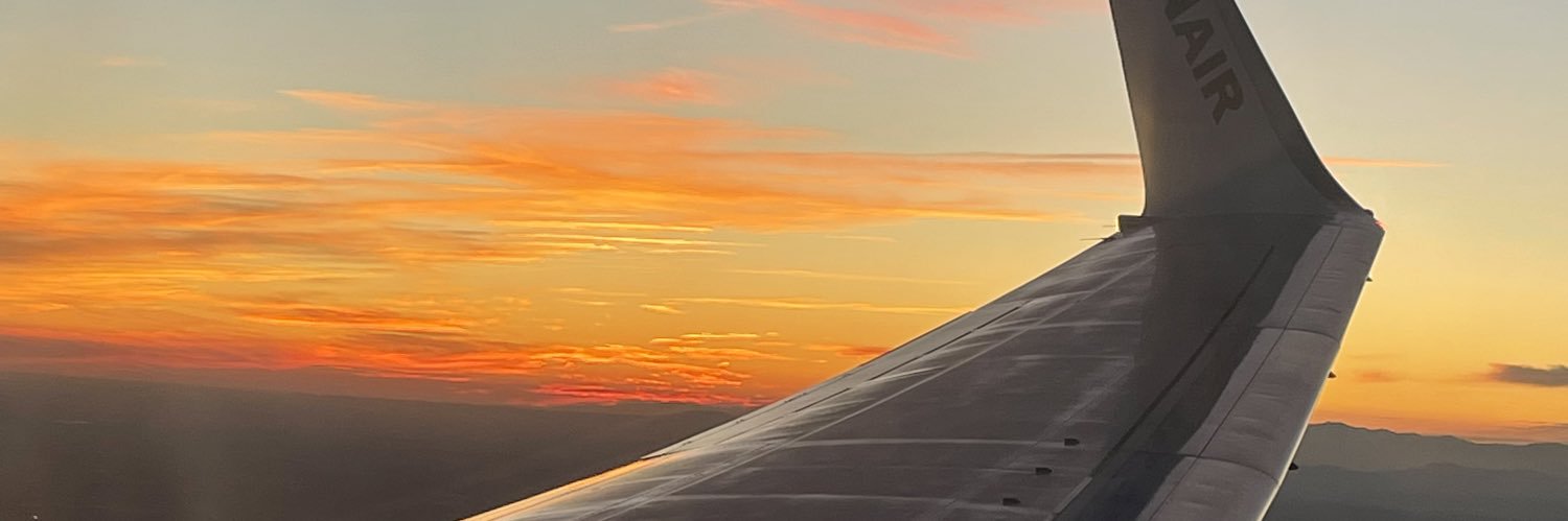 clautapia🦂 banner