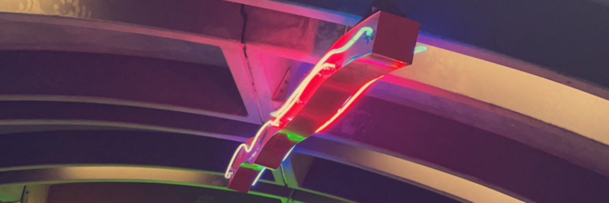 papikwinn's profile banner image