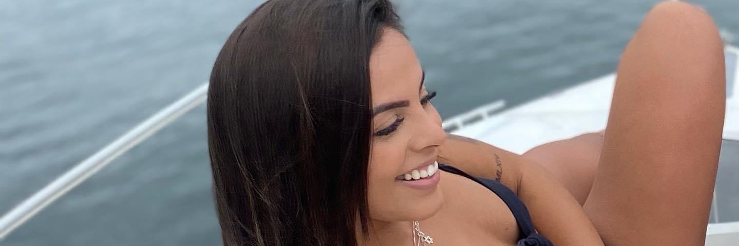 anabsanttos's profile banner image