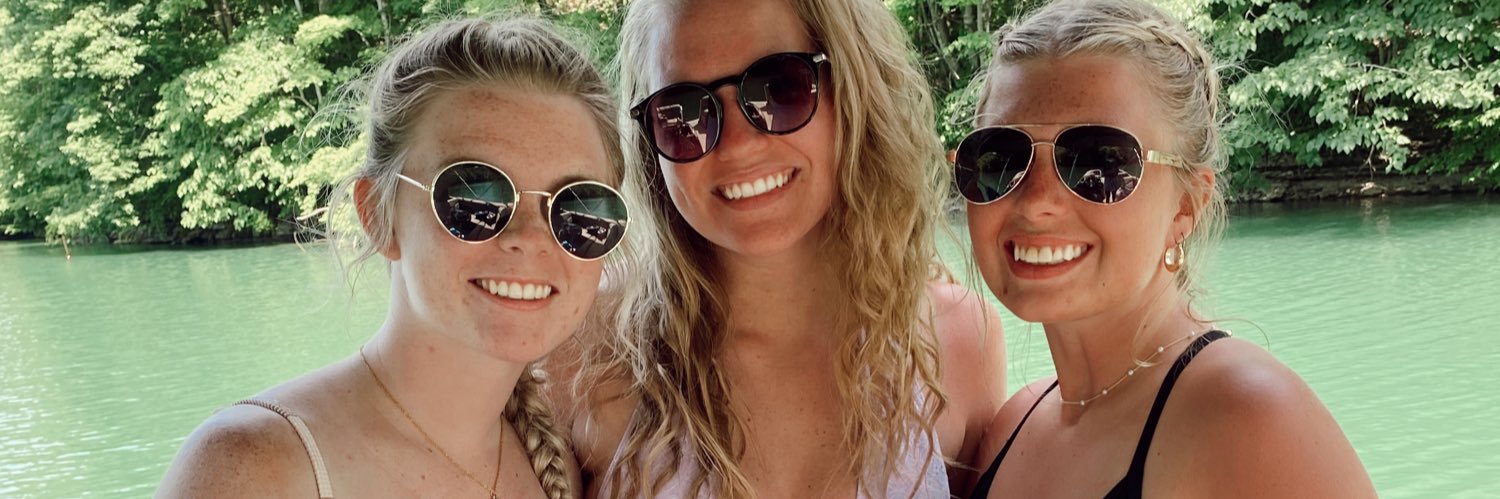 layniekatesmith's profile banner image