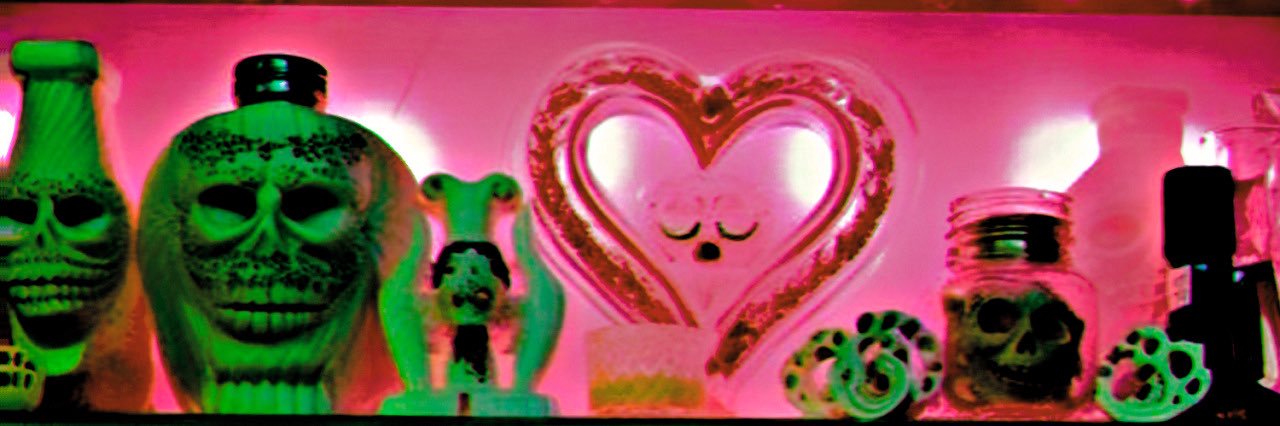La Bella Don's banner