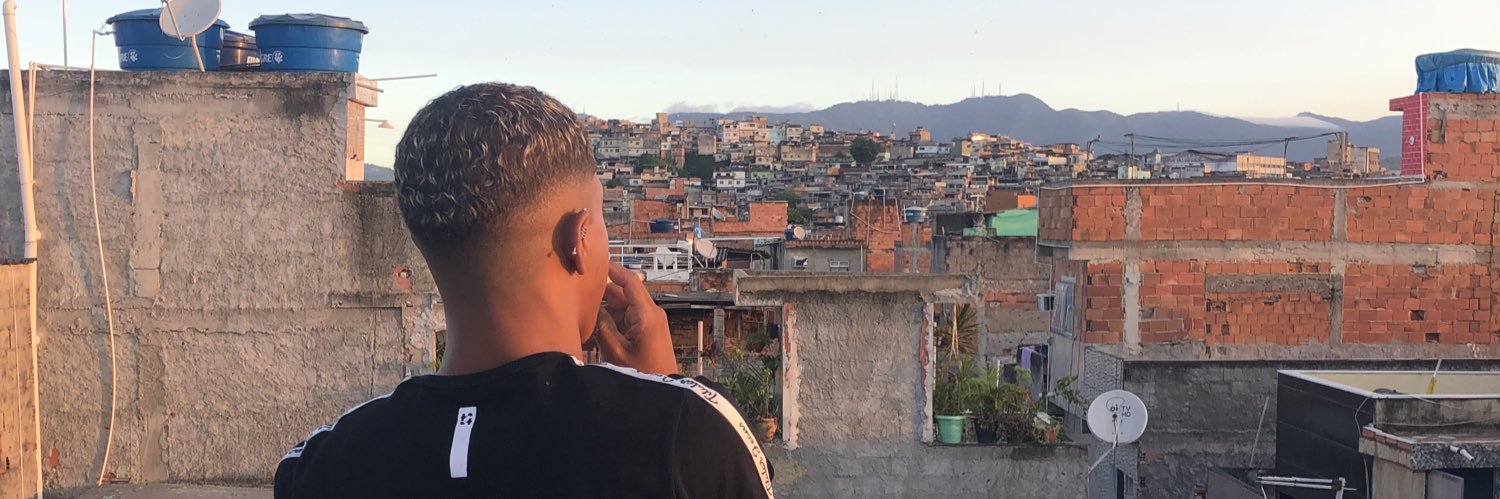 7Andradee's profile banner image