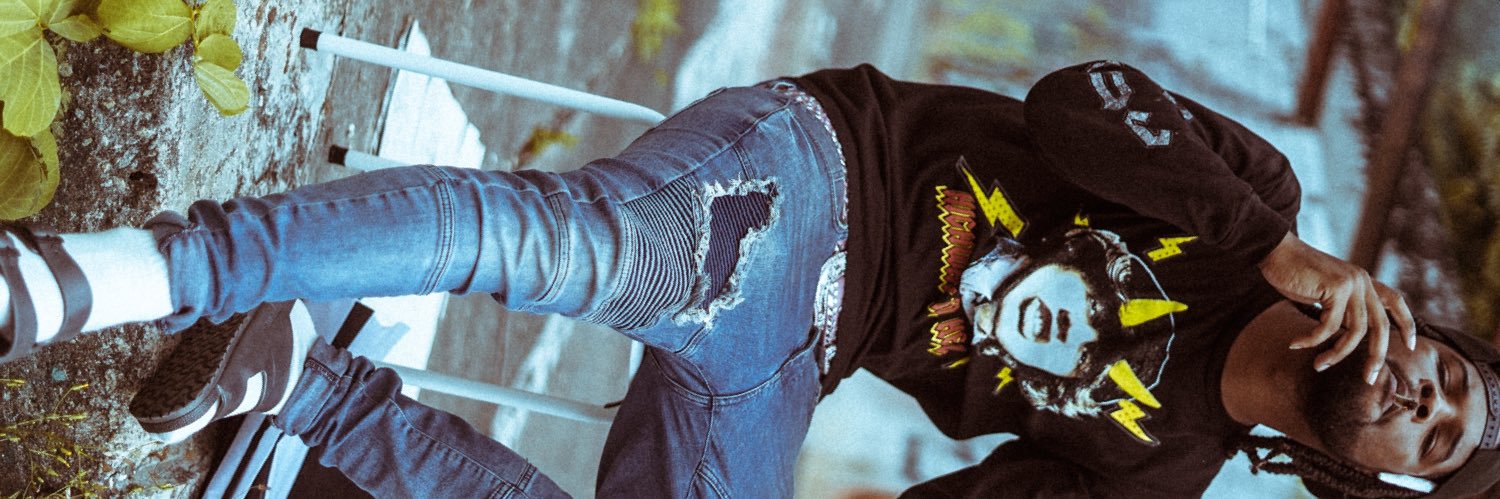 1kswae's profile banner image