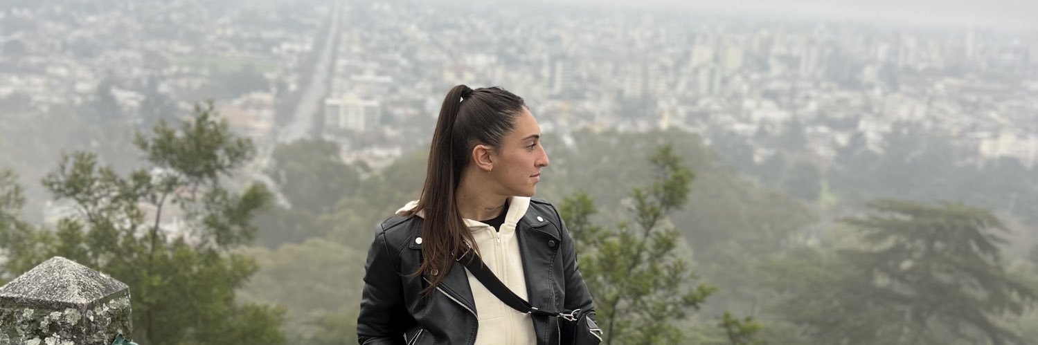 TatiArriegui's profile banner image