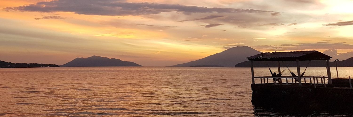 Denice_Torres's profile banner image