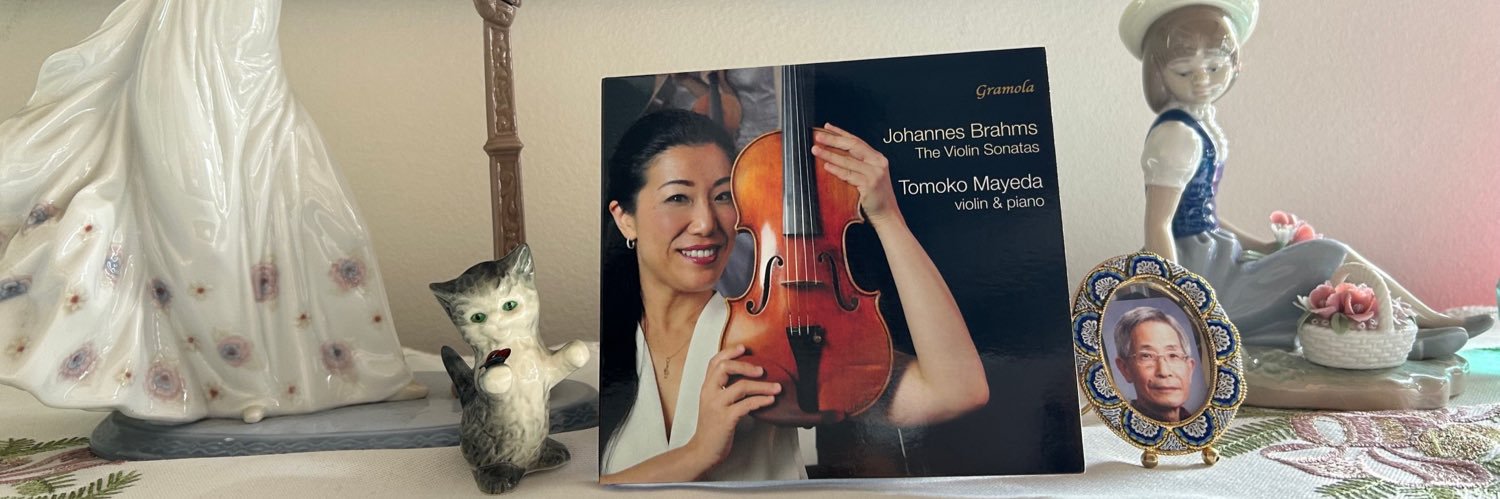 tomokomayeda's profile banner image