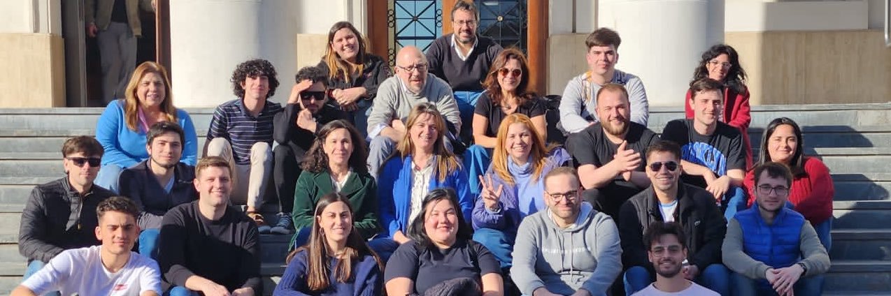 Karina Banfi 💚 banner