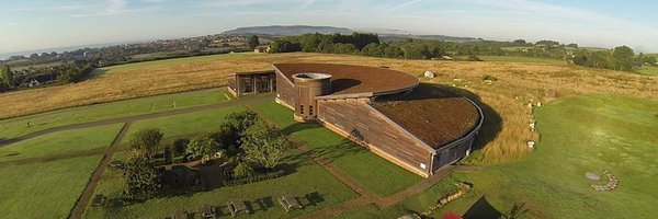 BradingVilla Profile Banner