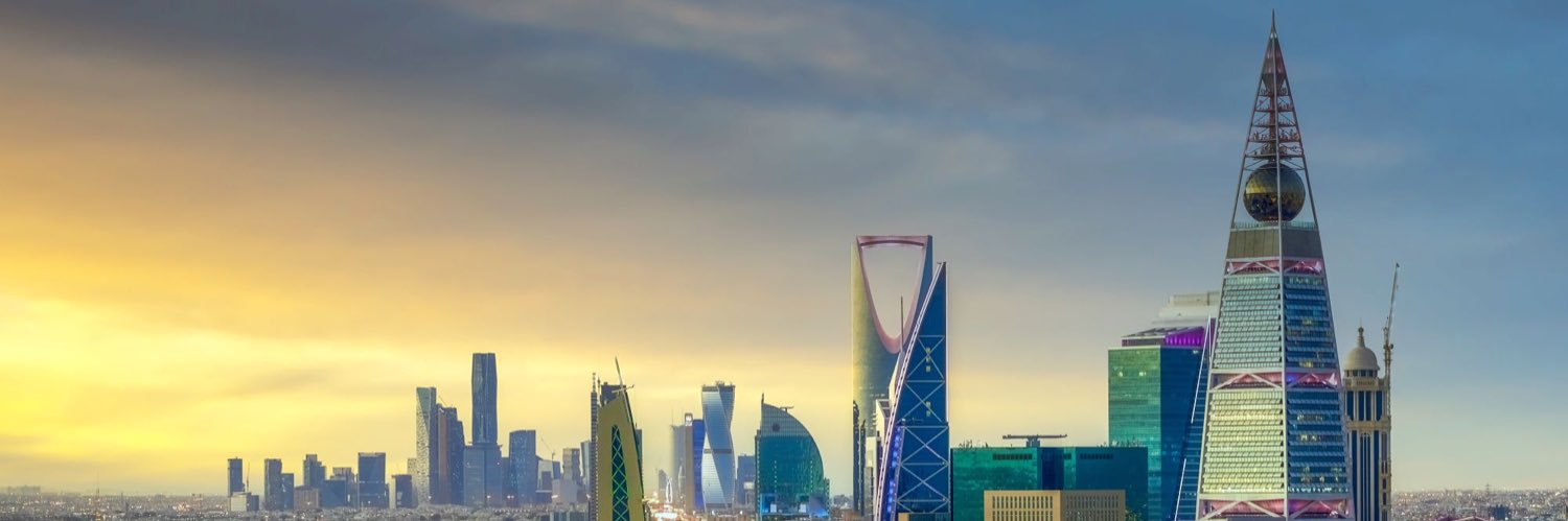 هنا الرياض 📍 banner