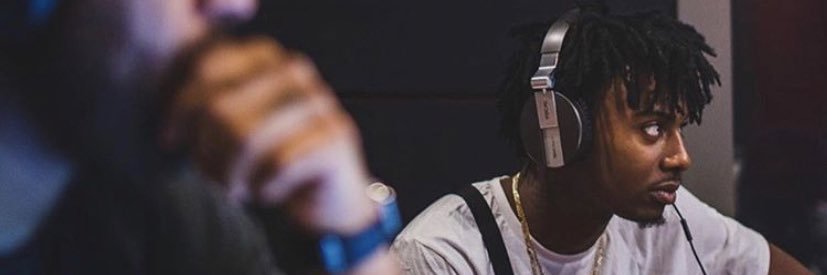 chvndi's profile banner image