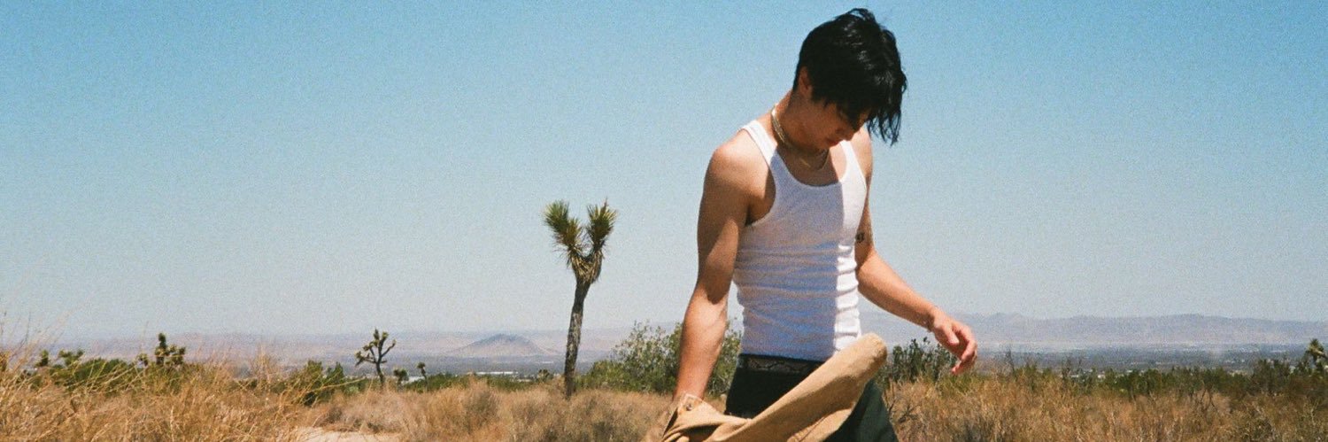 sanhatuan's profile banner image