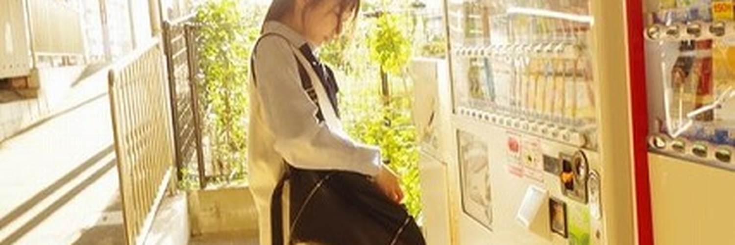 vivalaperfect's profile banner image