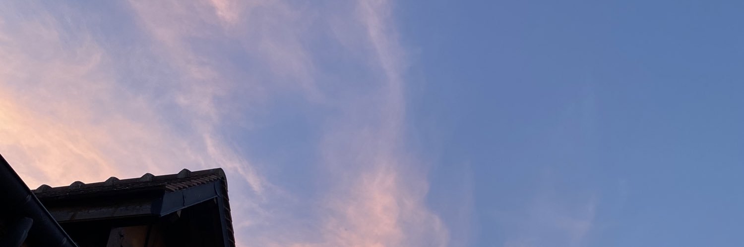 mel_kln's profile banner image