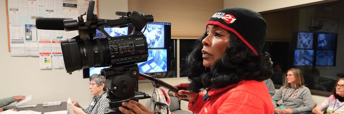 Tracee Tuesday banner