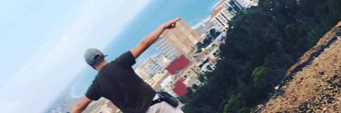 Un__Dz's profile banner image
