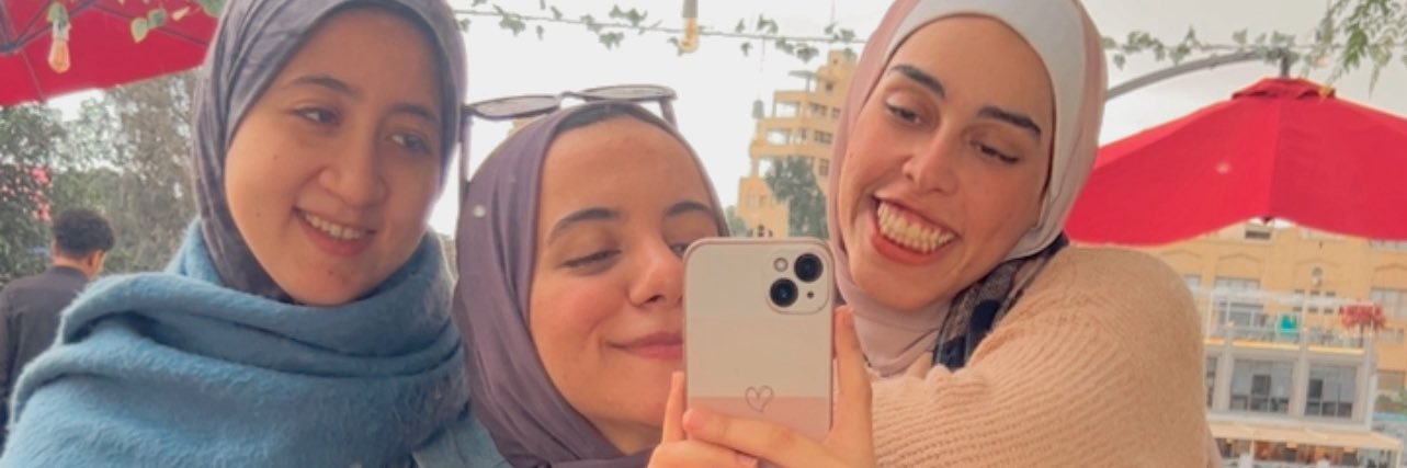 fatema_ay's profile banner image