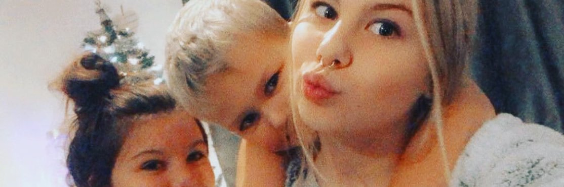ashleedubery10's profile banner image