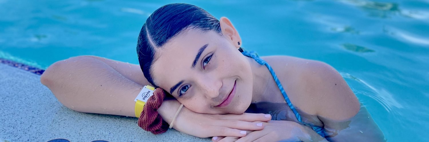 JenniCabreera's profile banner image