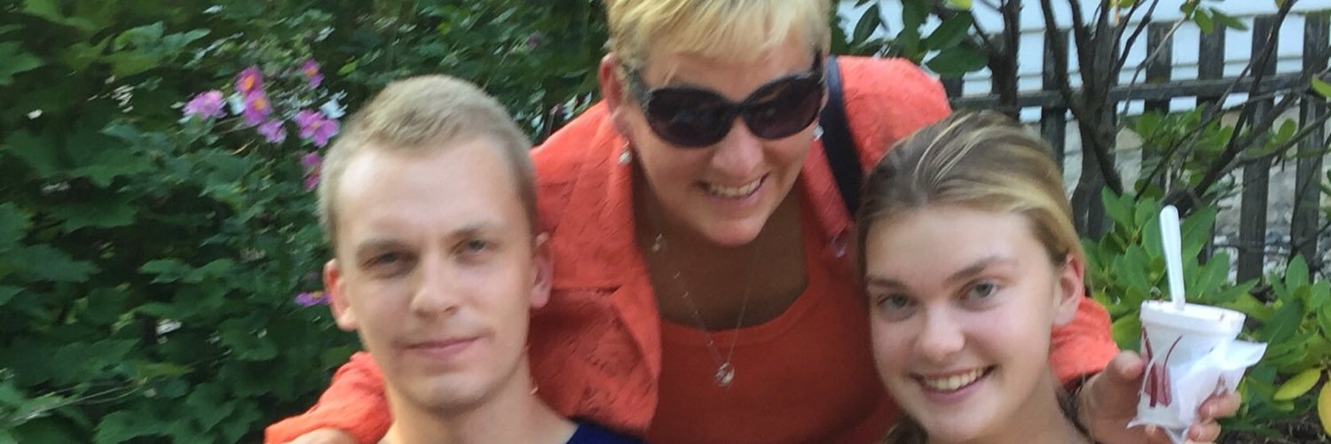 Sharon Lozinski banner