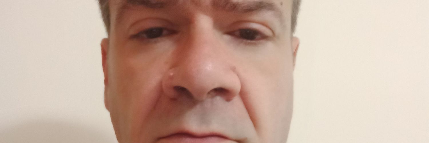 npapo's profile banner image