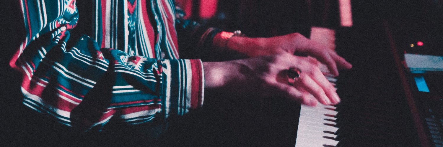 andycatcata's profile banner image