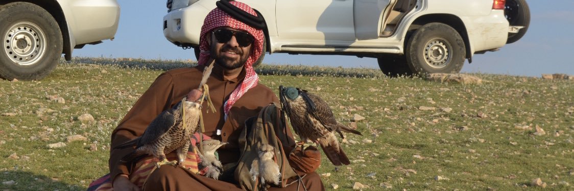حمد بن غانم banner